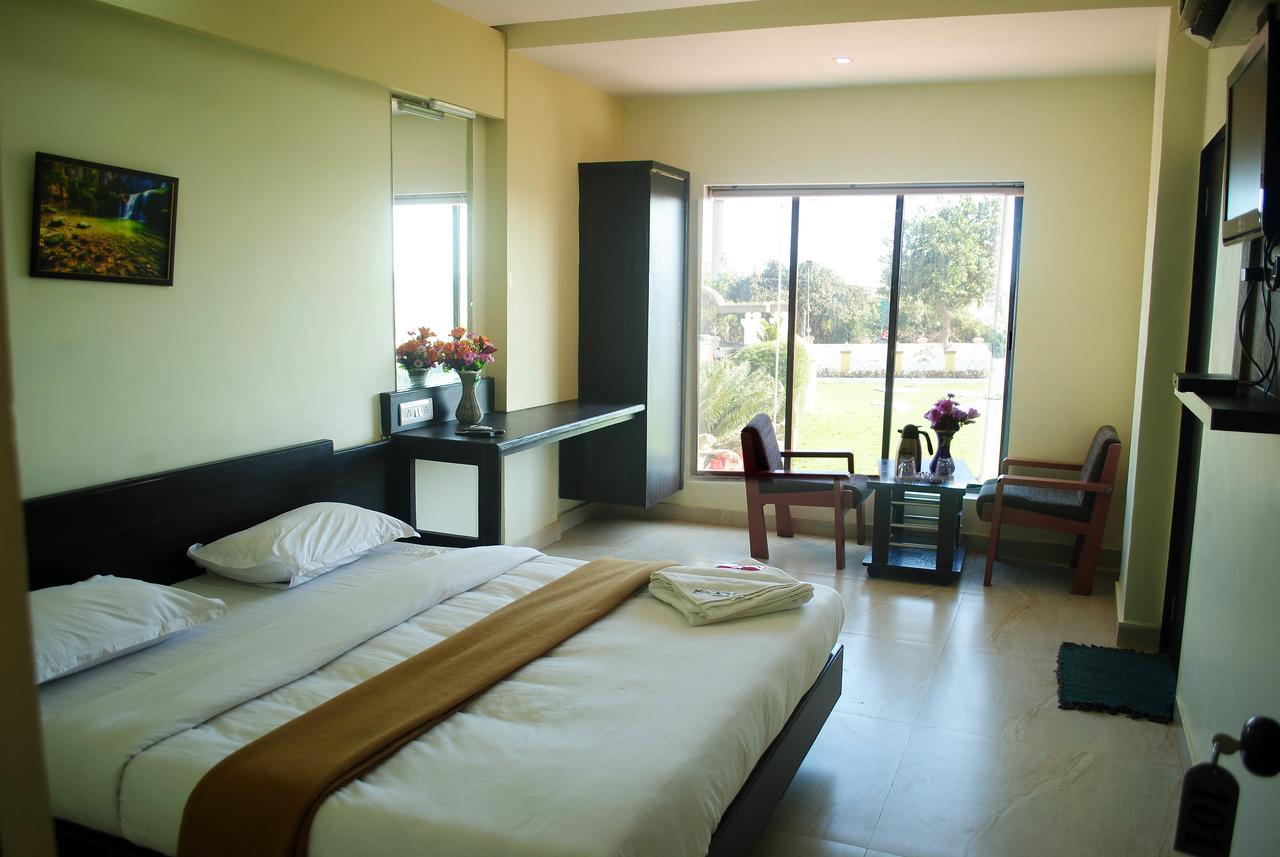 Safari Hotel & Resort Somnāth Zewnętrze zdjęcie
